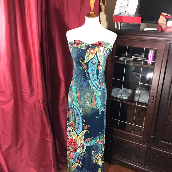 NWT Maxi Dress - Picture 2 of 4